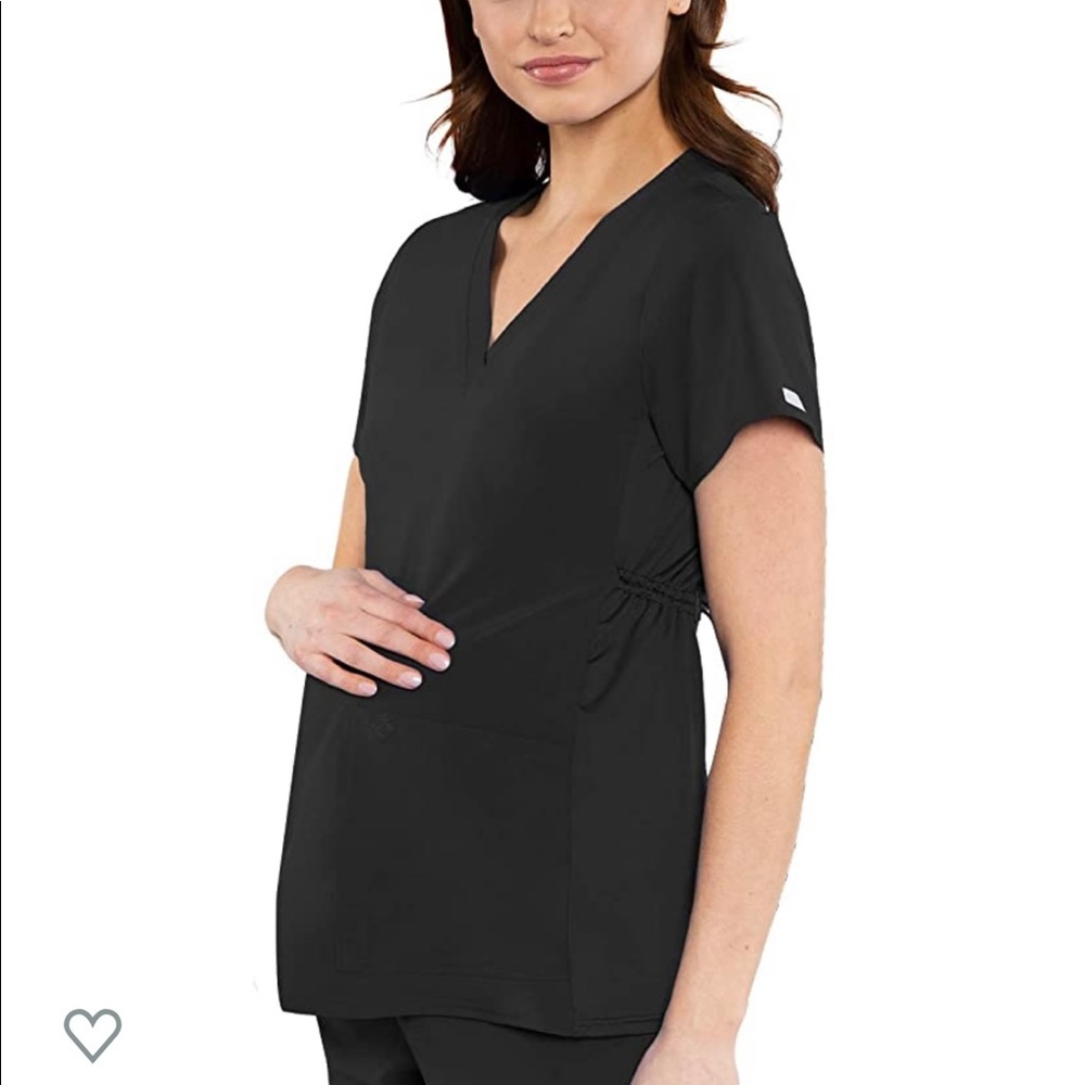 Maternity scrubs set
